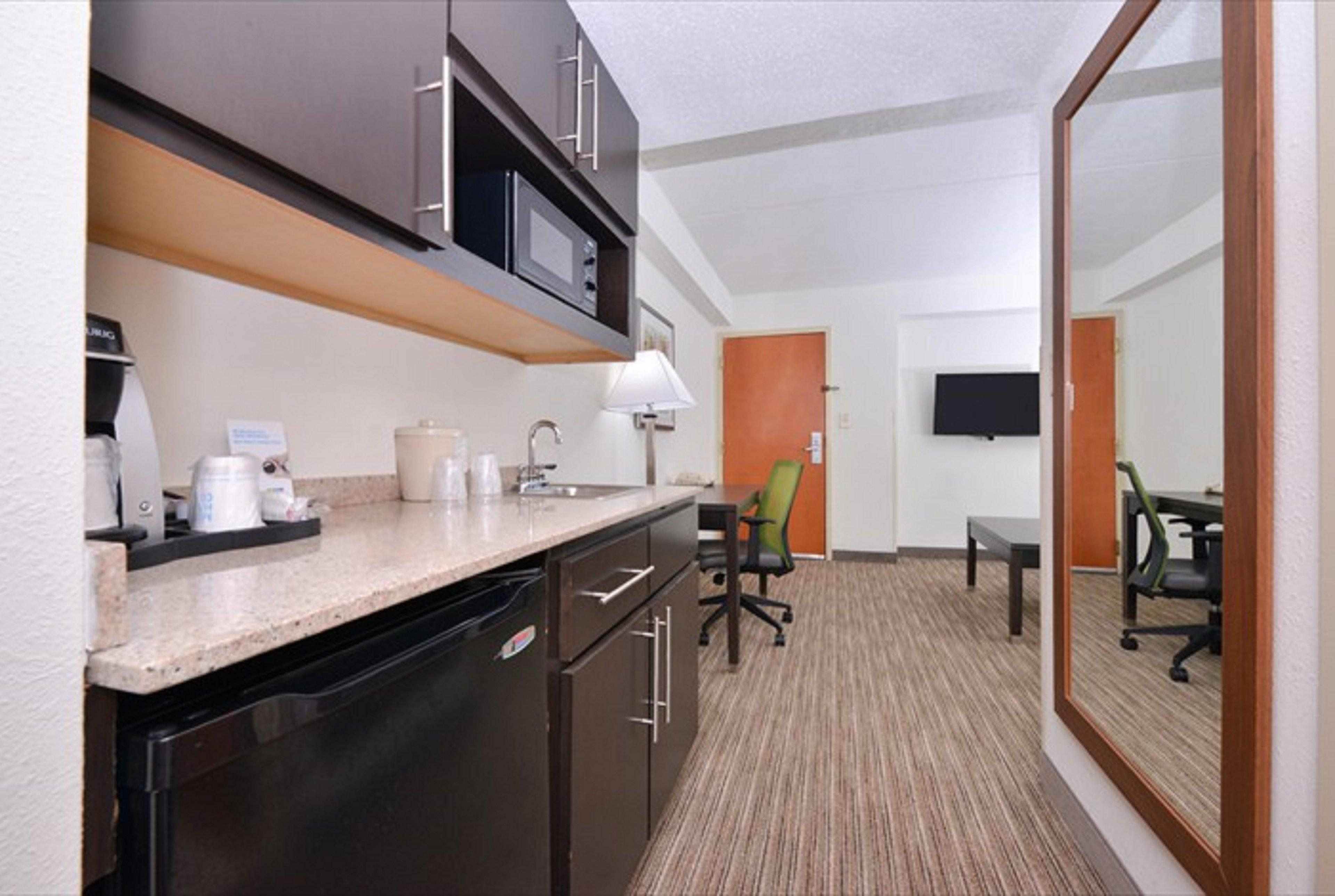Holiday Inn Express Hotel & Suites Mooresville - Lake Norman By Ihg Екстериор снимка