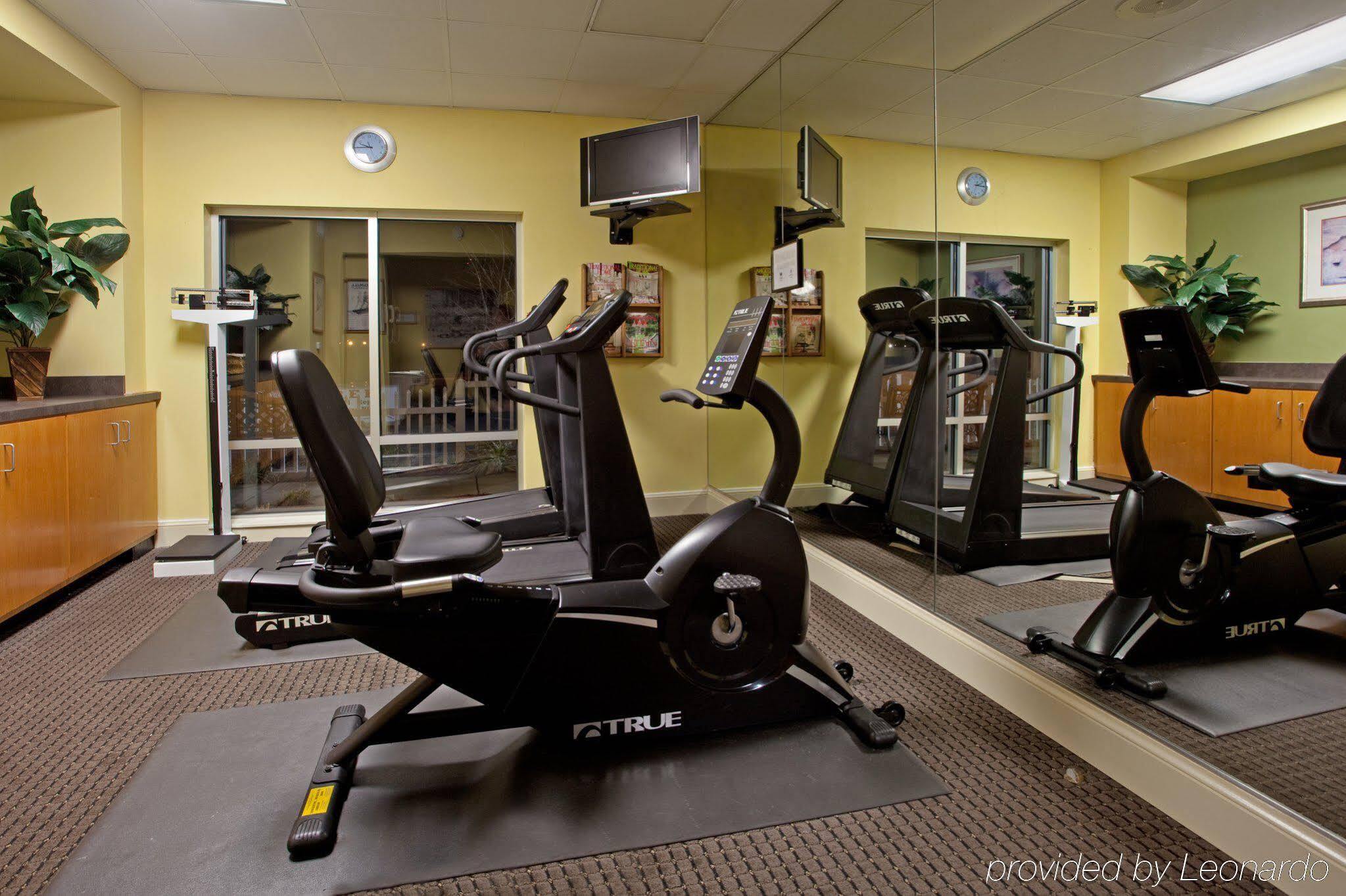 Holiday Inn Express Hotel & Suites Mooresville - Lake Norman By Ihg Екстериор снимка